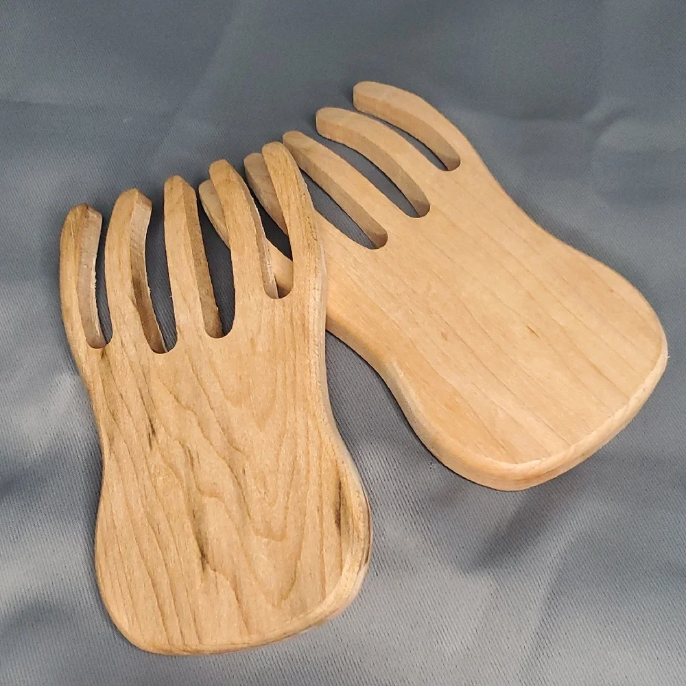 NWOT Bear Paw Wooden Salad & Pasta Server